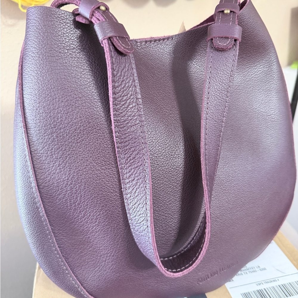 Portland Leather plum purple Olivia Shoulder Bag - Picture 3 of 16